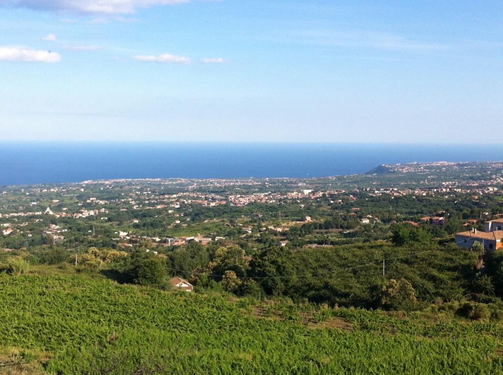 Fiore Dell'Etna Apartment ซานตา เวเนรินา ภายนอก รูปภาพ