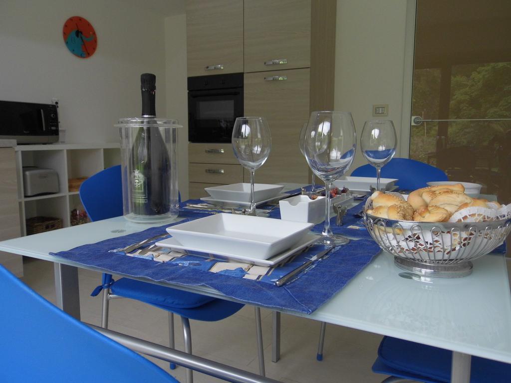 Fiore Dell'Etna Apartment ซานตา เวเนรินา ภายนอก รูปภาพ