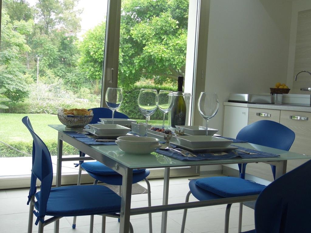 Fiore Dell'Etna Apartment ซานตา เวเนรินา ภายนอก รูปภาพ