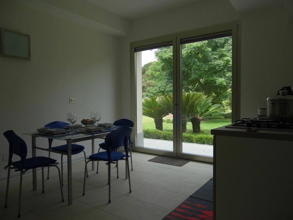 Fiore Dell'Etna Apartment ซานตา เวเนรินา ภายนอก รูปภาพ